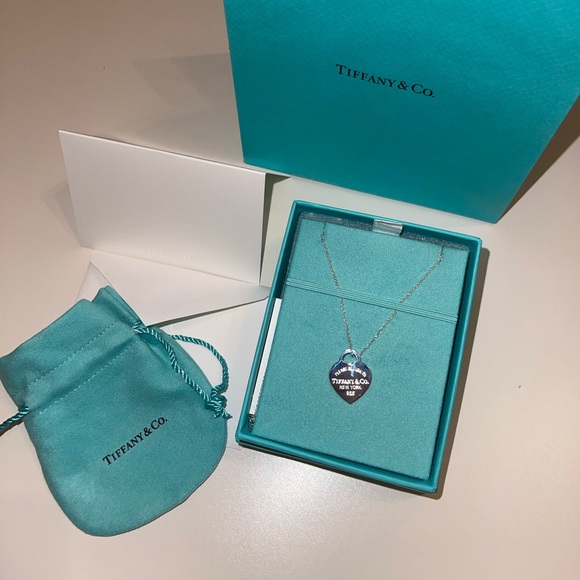 Tiffany & Co Heart Tag Pendant - Picture 3 of 9